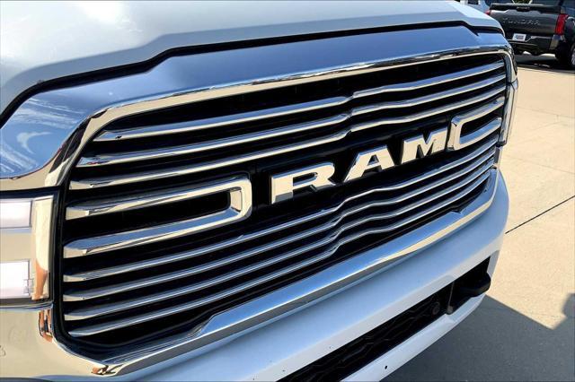 Photo of 2024 Bright White Clearcoat RAM 2500