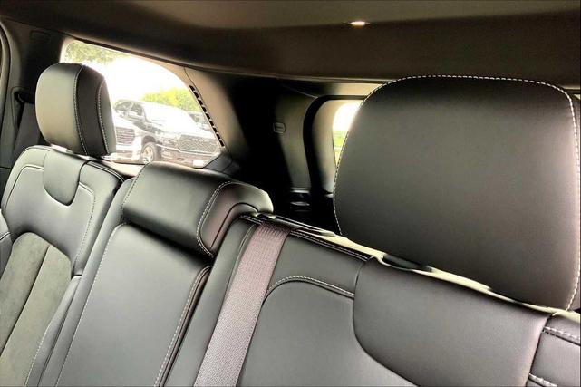 Photo of 2025 Velvet Red Pearlcoat Jeep Grand Cherokee