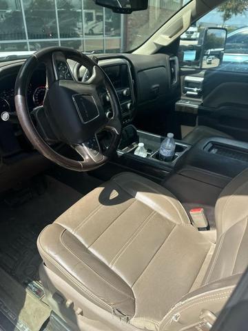 Photo of 2016 Summit White GMC Sierra 2500