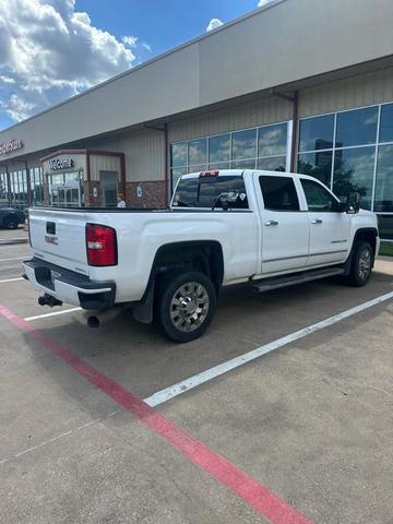 Photo of 2016 Summit White GMC Sierra 2500