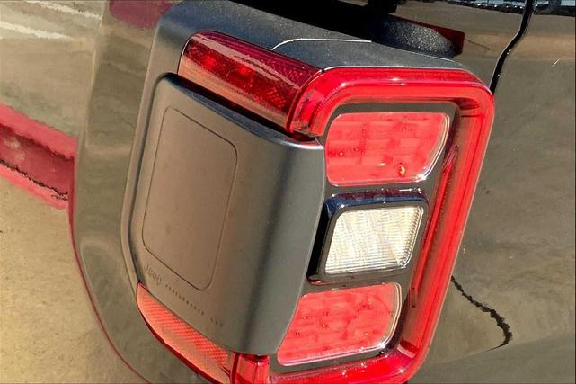 Photo of 2025 Black Clearcoat Jeep Gladiator