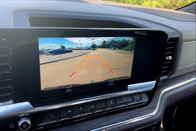 Photo of 2023 Summit White GMC Sierra 1500