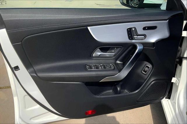 Photo of 2023 Polar White Mercedes-Benz CLA 250