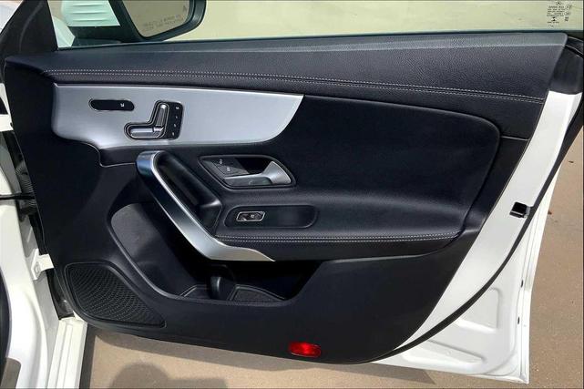 Photo of 2023 Polar White Mercedes-Benz CLA 250