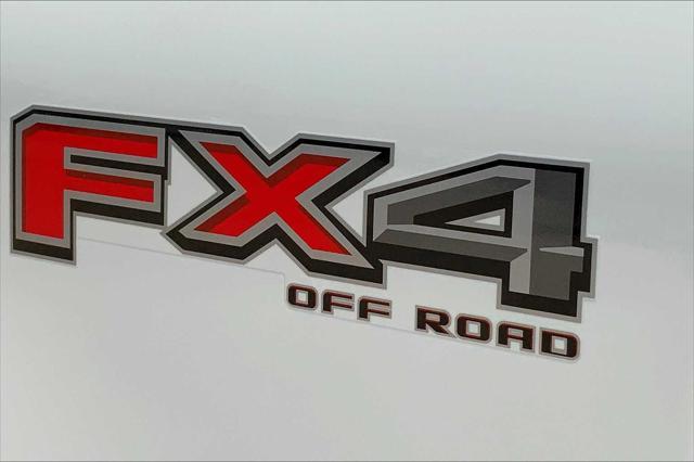 Photo of 2023 Oxford White Ford F-250