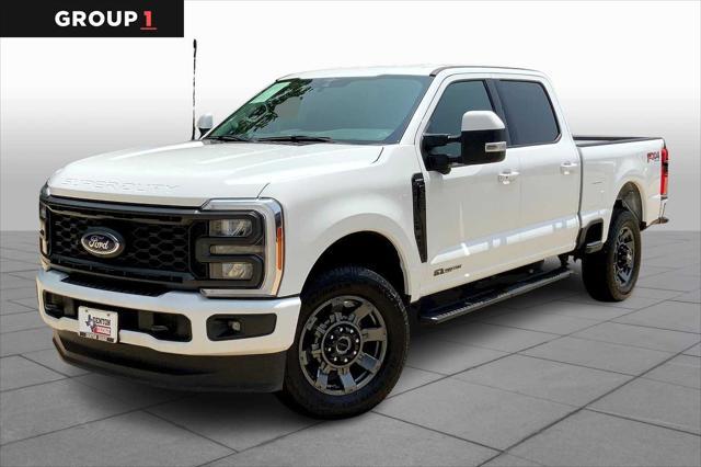 Photo of 2023 Oxford White Ford F-250