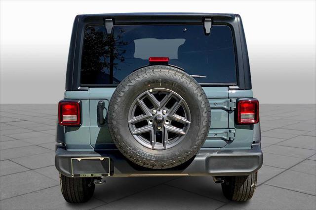 Photo of 2025 Gray Jeep Wrangler