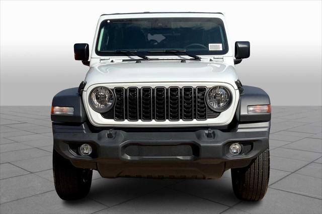 Photo of 2025 Bright White Clearcoat Jeep Wrangler