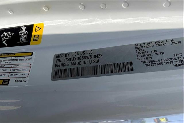 Photo of 2025 Bright White Clearcoat Jeep Wrangler