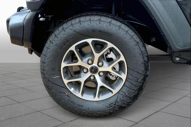 Photo of 2025 Black Clearcoat Jeep Wrangler