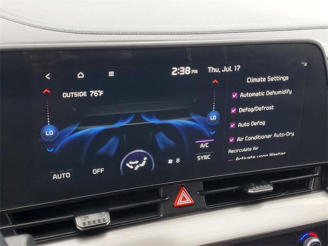 Photo of 2024 Gravity Gray Kia Sportage