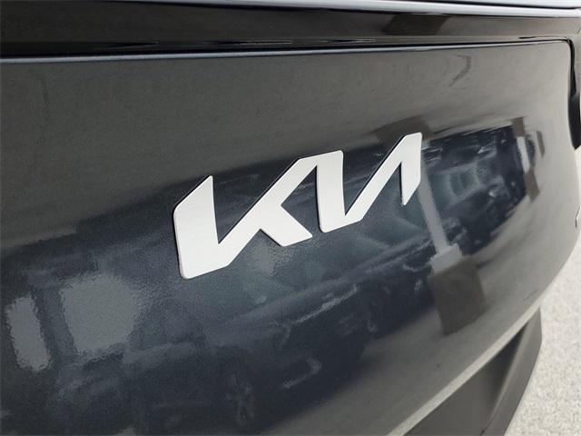 Photo of 2024 Gravity Gray Kia Sportage