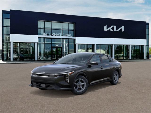 Photo of 2025 Interstellar Gray Kia K4