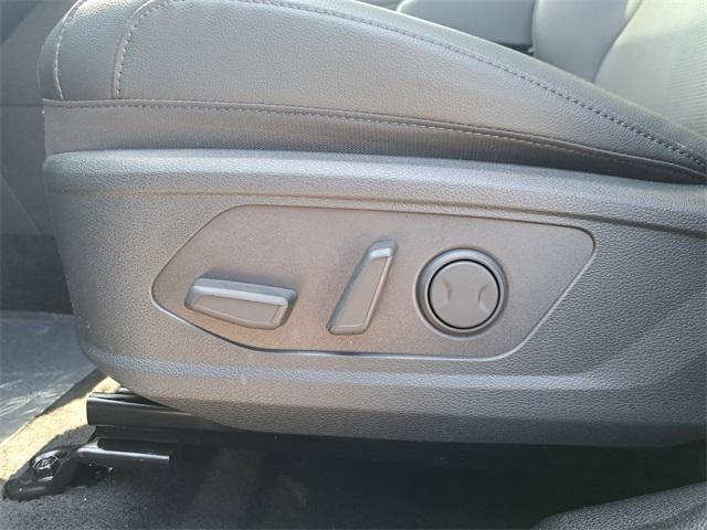 Photo of 2026 Wolf Gray Kia Sportage