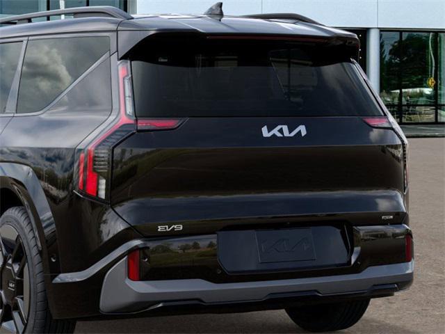 Photo of 2026 Ebony Black Kia EV9