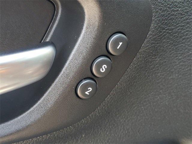 Photo of 2018 Diamond Black Crystal Pearlcoat Jeep Cherokee