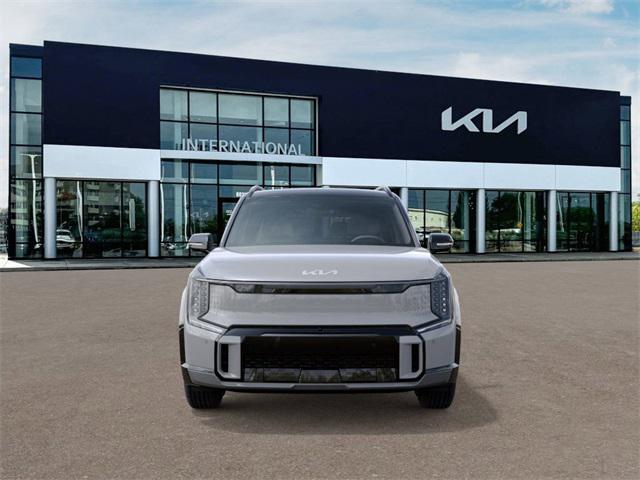 Photo of 2026 Wolf Gray./Black Roof Kia EV9