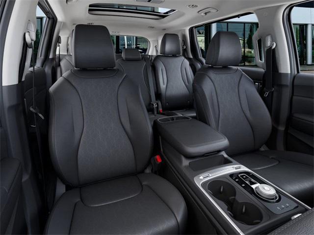 Photo of 2026 Ceramic Silver Kia Carnival Hybrid
