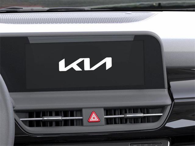 Photo of 2026 Clear White/Black Roof Kia Seltos