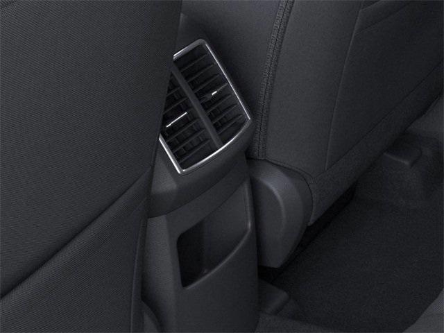 Photo of 2025 Snow White Pearl Kia Sportage