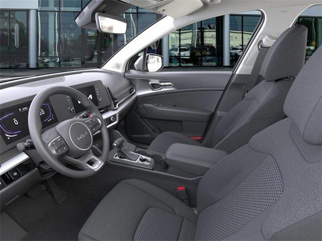 Photo of 2025 Snow White Pearl Kia Sportage