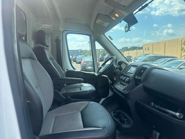Photo of 2017 Bright White Clearcoat RAM ProMaster 1500