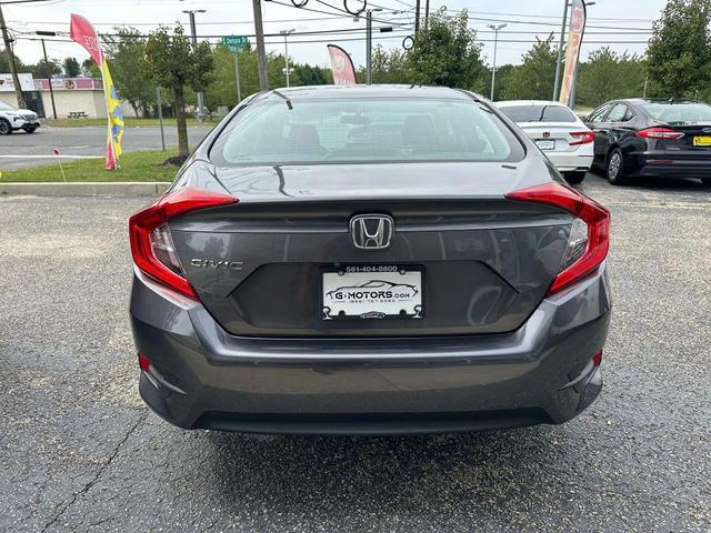 Photo of 2018 Modern Steel Metallic Honda Civic