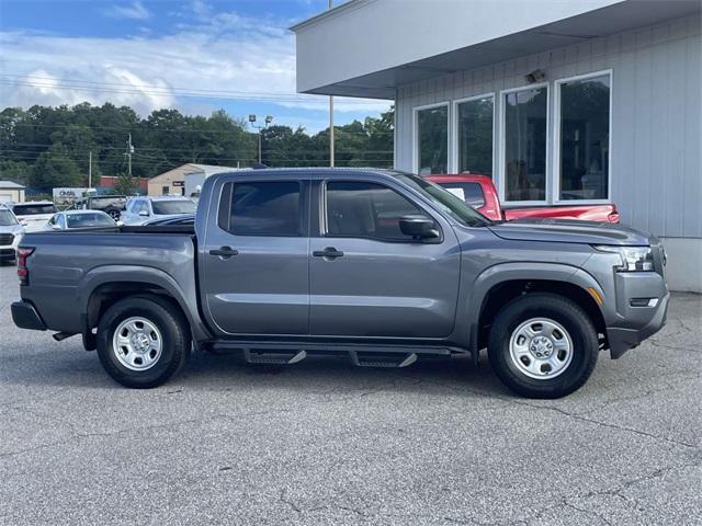 Photo of 2024 Gun Metallic Nissan Frontier
