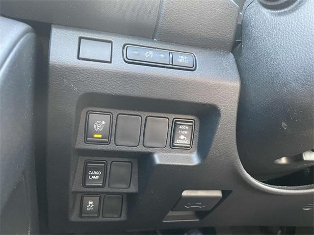 Photo of 2024 Gun Metallic Nissan Frontier