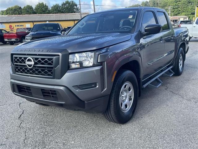 Photo of 2024 Gun Metallic Nissan Frontier