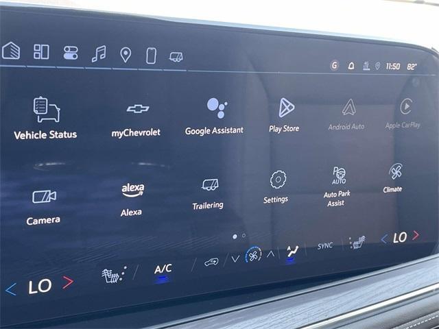 Photo of 2025 Summit White Chevrolet Tahoe