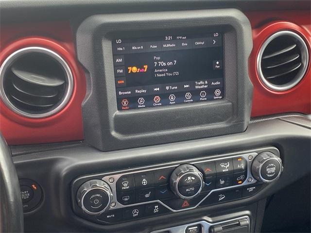 Photo of 2018 Granite Crystal Clearcoat Metallic Jeep Wrangler Unlimited