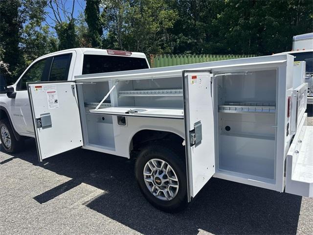 Photo of 2025 Summit White Chevrolet Silverado 2500