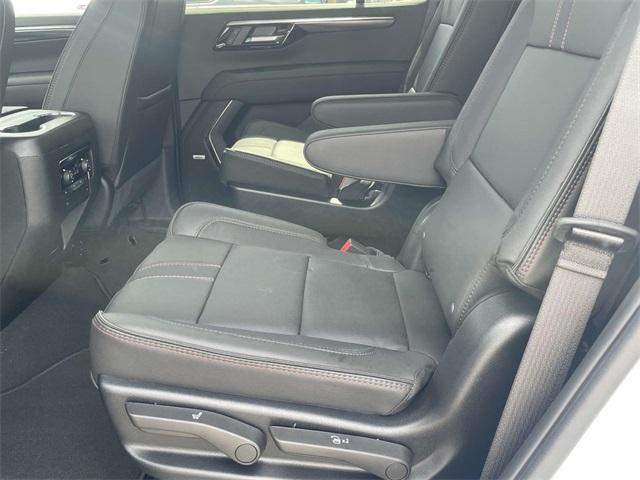 Photo of 2025 Iridescent Pearl Tricoat Chevrolet Tahoe