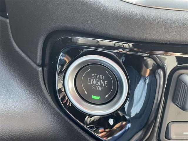 Photo of 2025 Summit White Chevrolet Silverado 2500