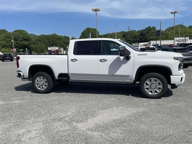 Photo of 2025 Summit White Chevrolet Silverado 2500