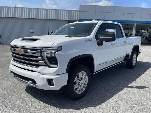 Photo of 2025 Summit White Chevrolet Silverado 2500