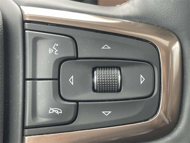 Photo of 2023 Silver Ice Metallic Chevrolet Silverado 3500