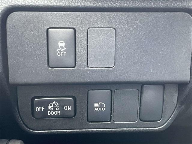Photo of 2023 Gray Toyota Tacoma