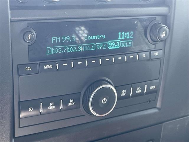 Photo of 2022 Summit White Chevrolet Express 2500