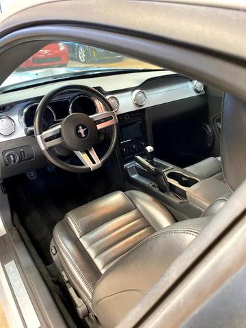 Photo of 2006 Satin Silver Clearcoat Metallic Ford Mustang