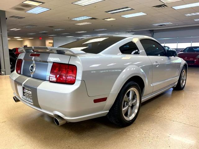 Photo of 2006 Satin Silver Clearcoat Metallic Ford Mustang