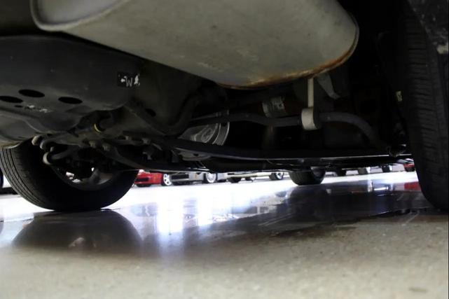 Photo of 2005 Black Clearcoat Ford Mustang