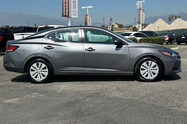 Photo of 2023 Gun Metallic Nissan Sentra