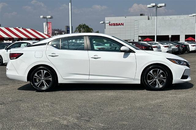 Photo of 2023 Cloud White Nissan Sentra