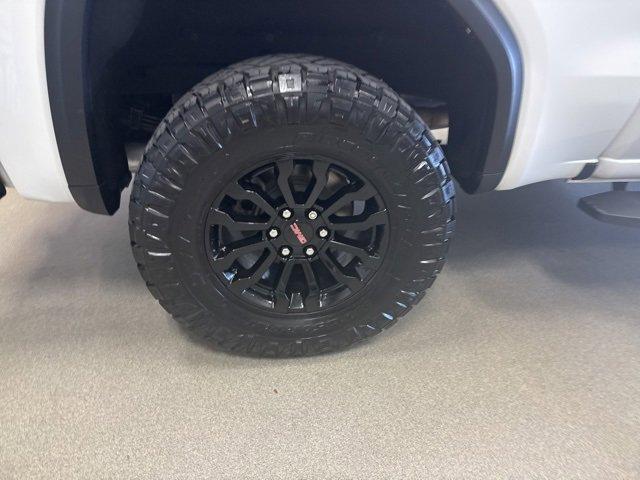 Photo of 2023 Summit White GMC Sierra 1500
