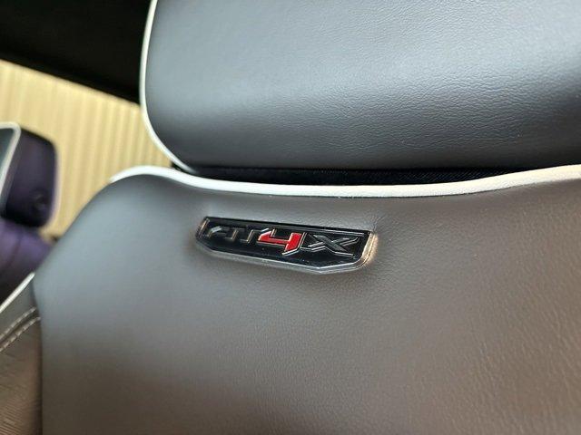 Photo of 2023 Summit White GMC Sierra 1500