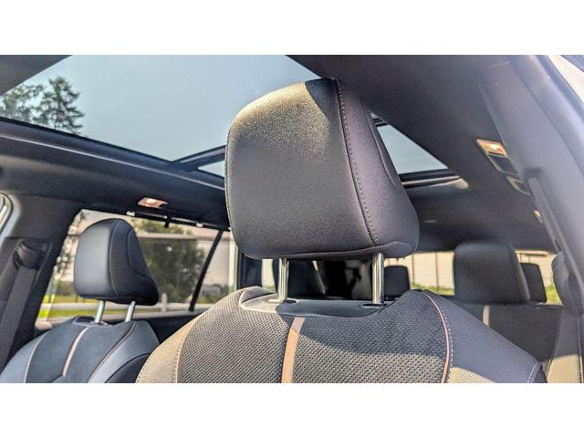 Photo of 2024 Coastal Cream Toyota Grand Highlander Hybrid