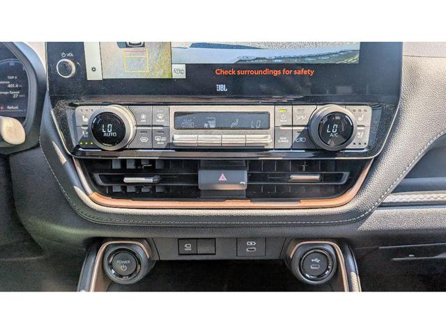 Photo of 2024 Coastal Cream Toyota Grand Highlander Hybrid