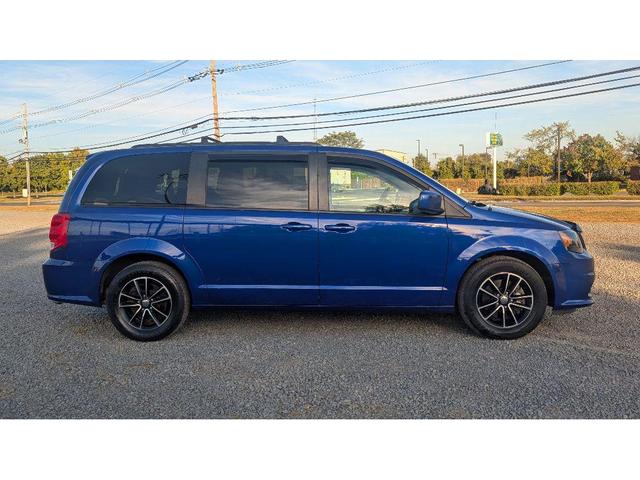 Photo of 2019 Indigo Blue Clearcoat Dodge Grand Caravan